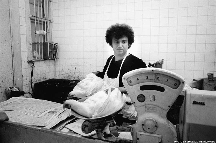 Jack Herscu, weighing live chickens for sale, Baldwin Street, 1981. - Photo courtesy: Vincenzo Pietropaolo